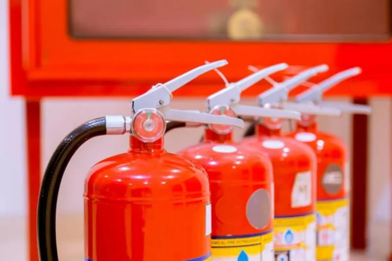 Equipamentos para combate a incêndio - imagem 3